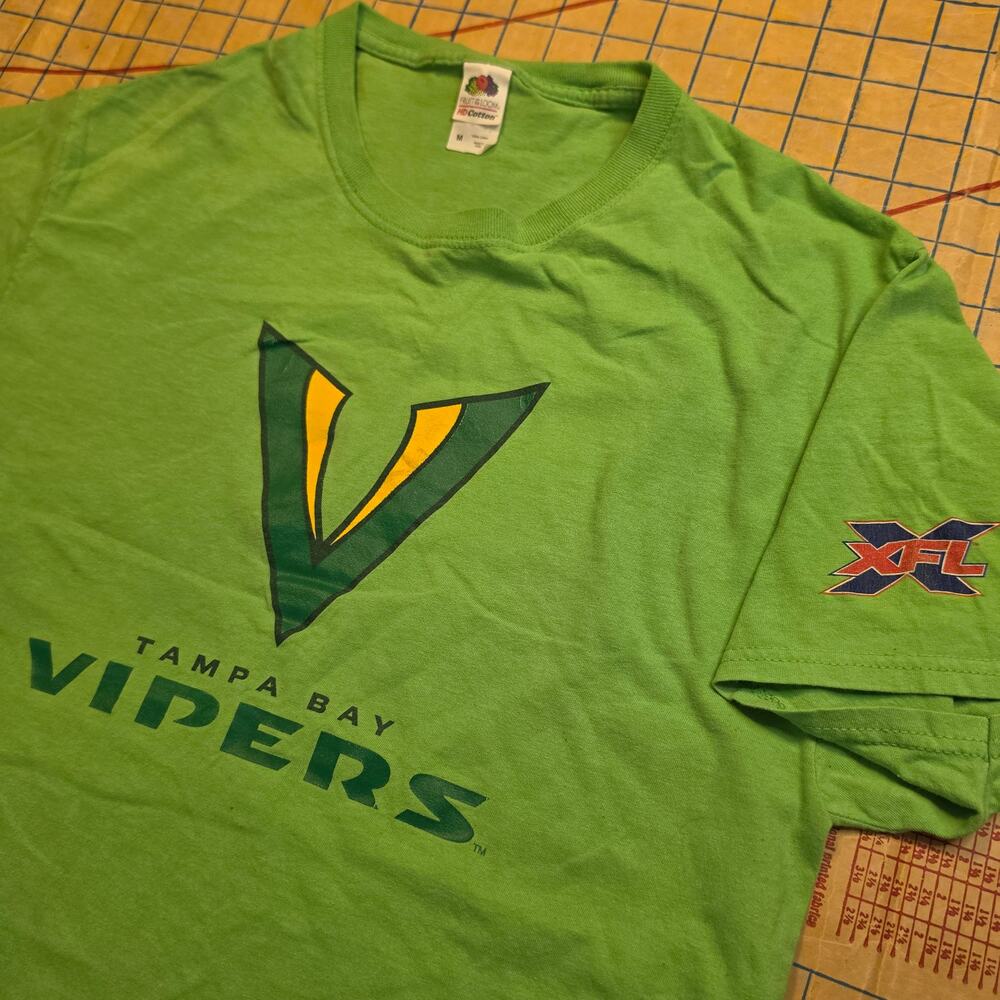 TAMPA BAY VIPERS XFL Football Tee Lime Green M